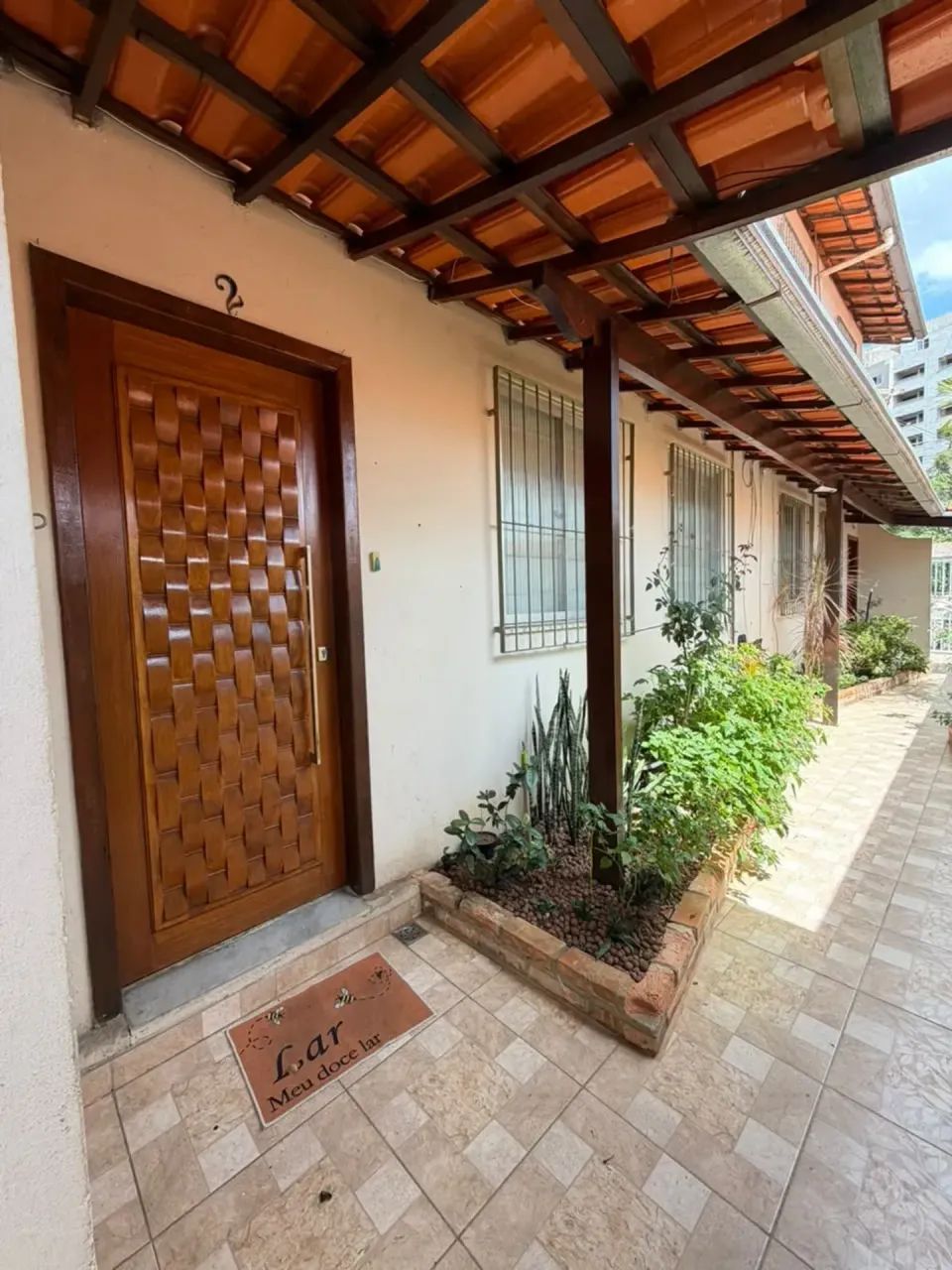 Casa com 03 quartos e 01 vaga - Santa Amélia