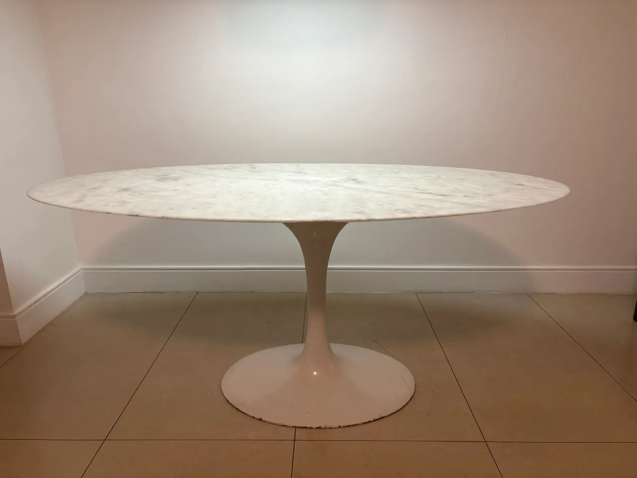 Mesa oval granito 