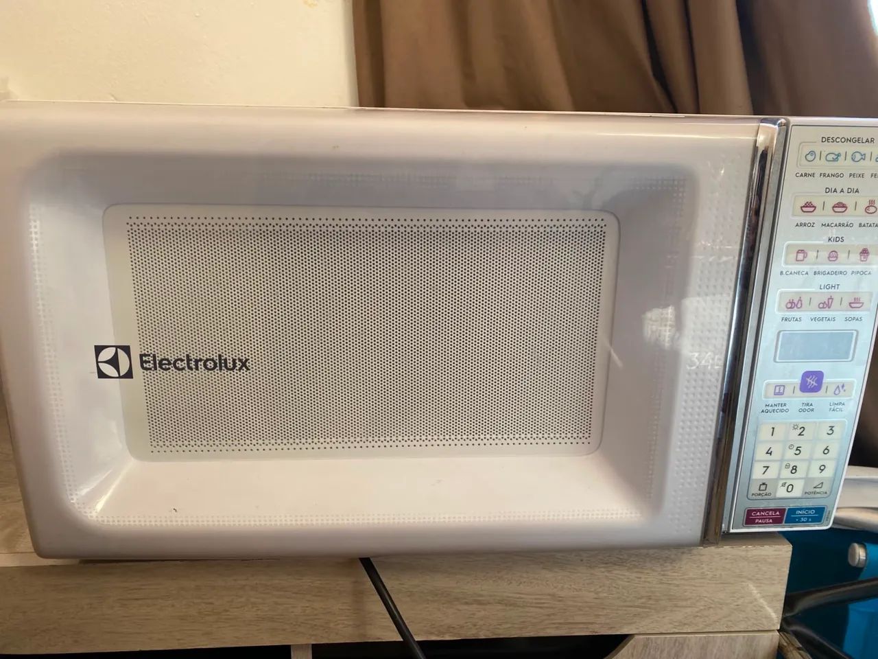 Microondas Electrolux 35 litros - Foto 4