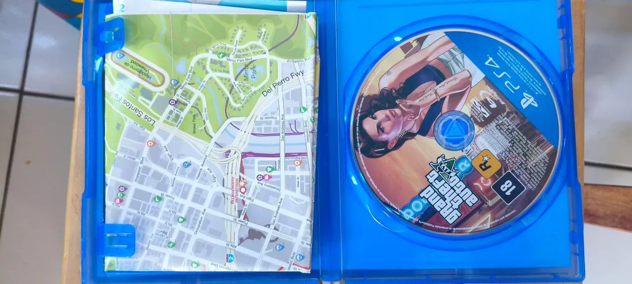 GTA V e outros jogos de PS4 - Foto 2
