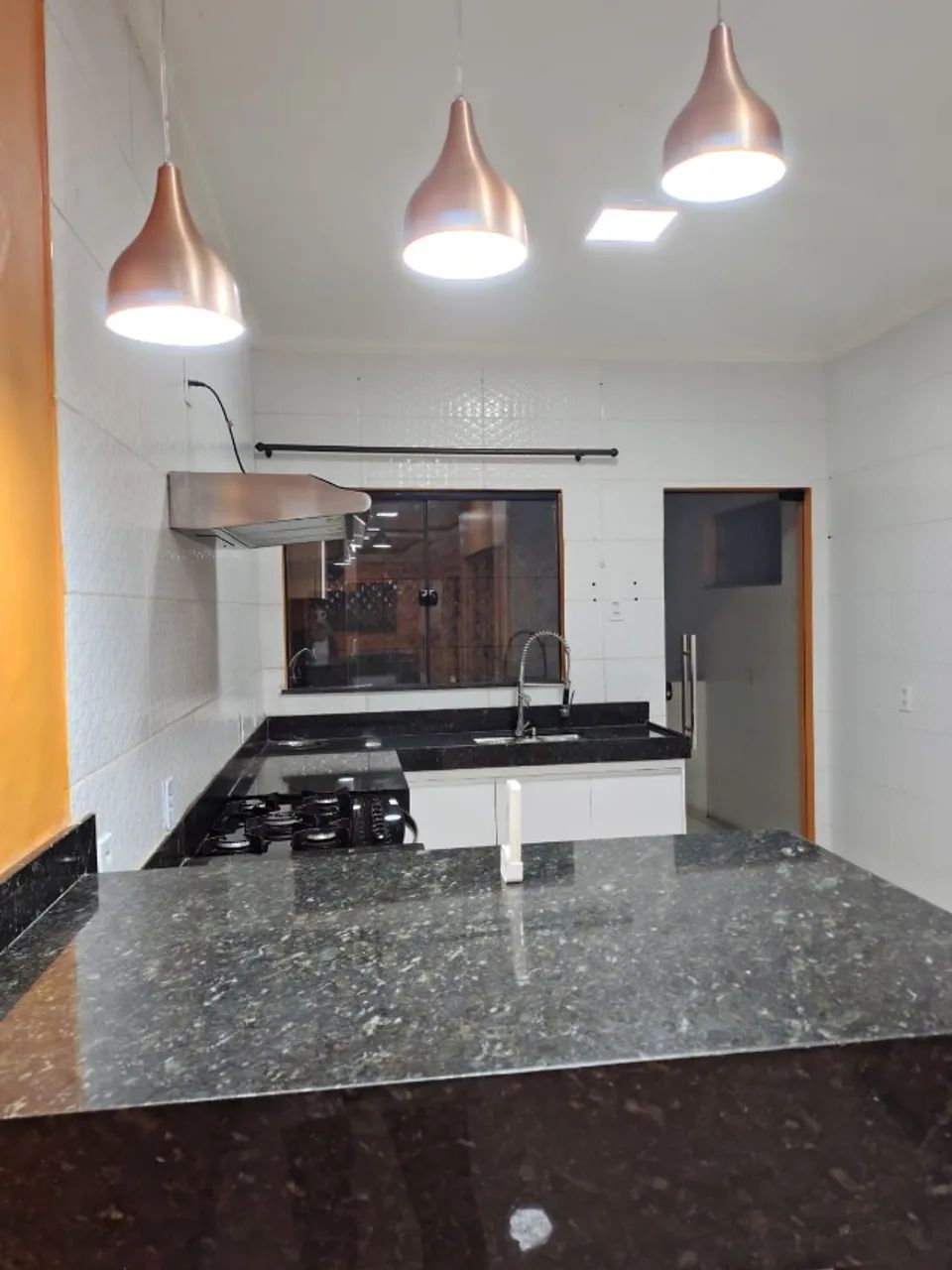 Aluga-se Casa Nova no Cambolo  - Foto 2