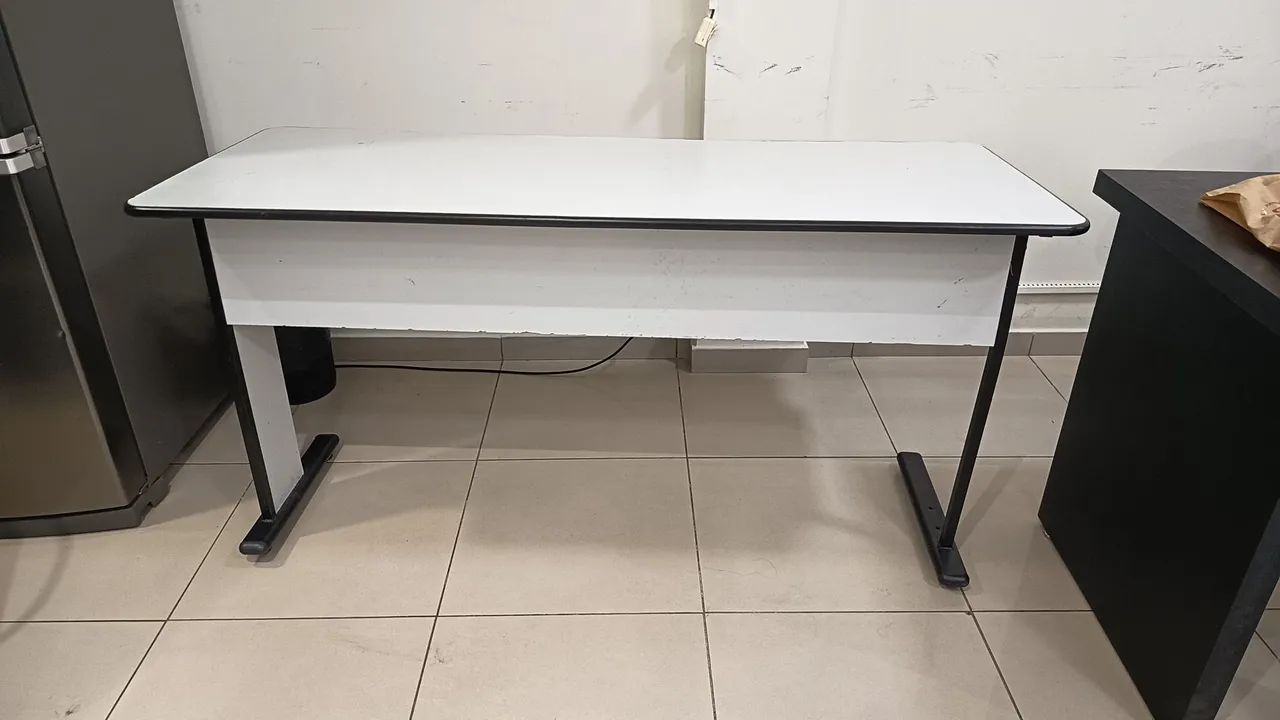 Mesas para escritório usadas
