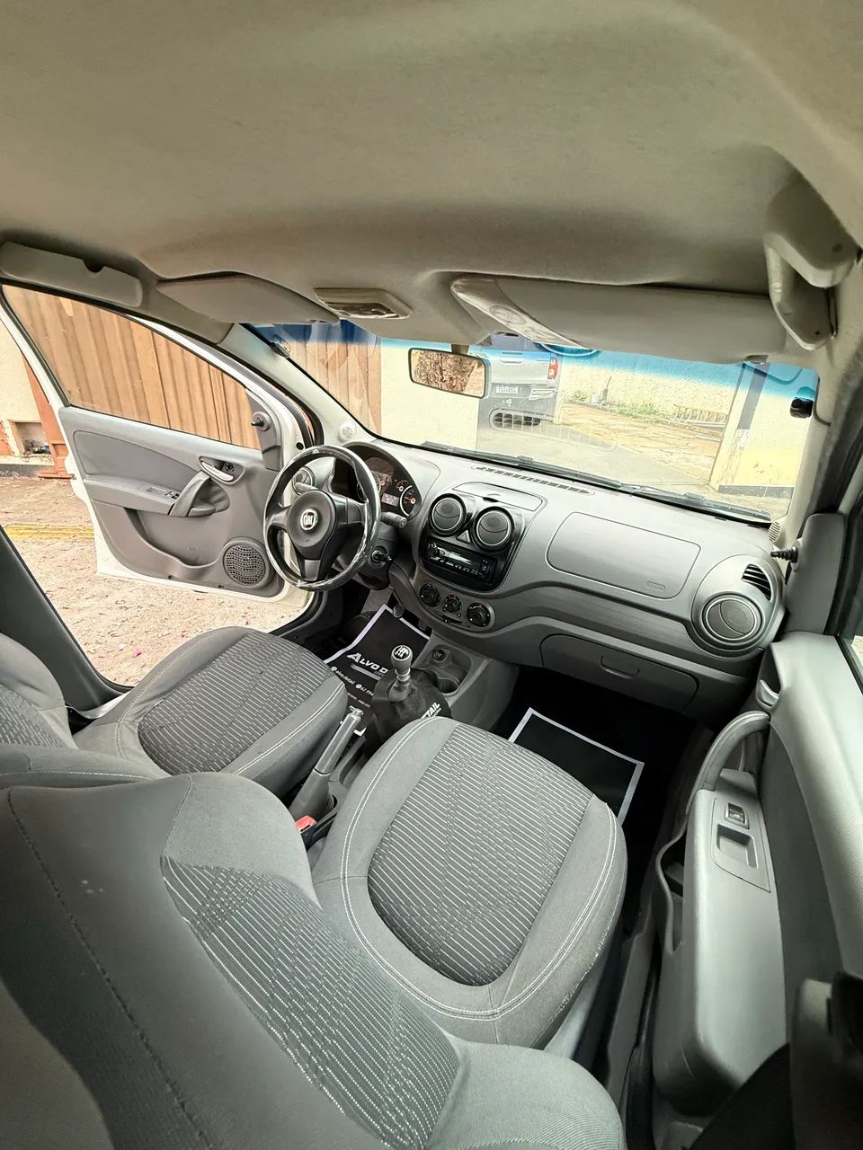 Fiat Palio Attra./italia 1.4 EVO F.flex 8V 5P 2014 - Foto 9