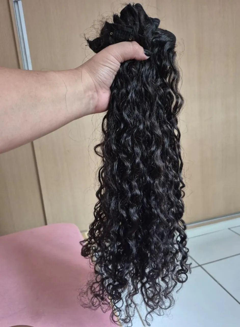 Mega Hair Cacheado
