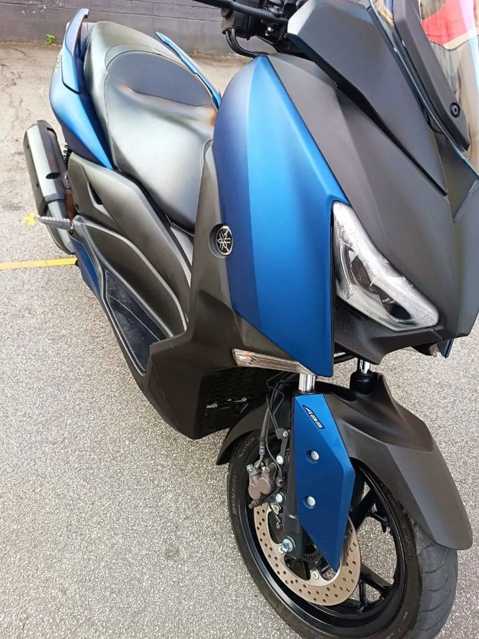 YAMAHA XMAX 2021 AZUL  - Foto 4