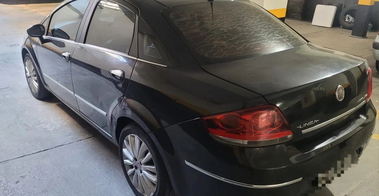 Fiat Linea Absolute 1.9/1.8 Flex Dualogic 4P 2011 - Foto 4