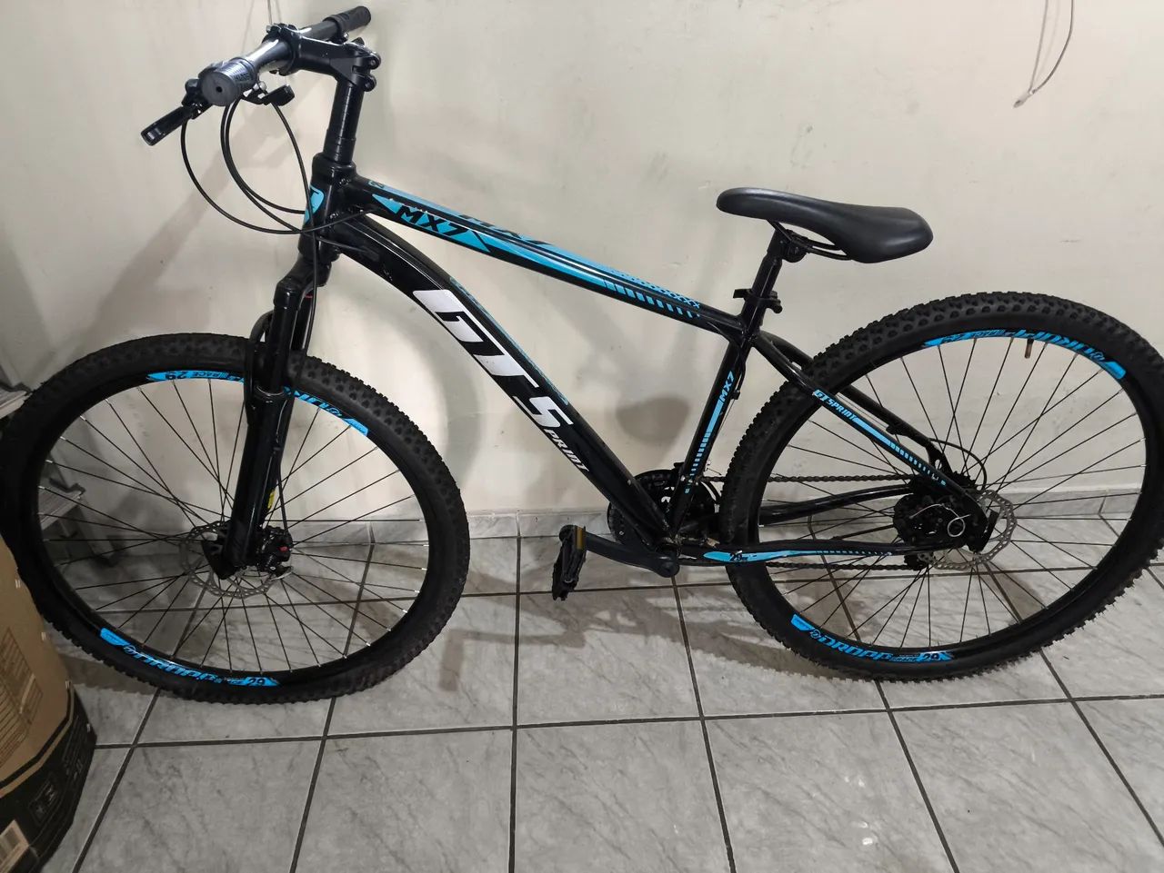 Bicicleta quadro alumínio: GTS MX7 com freios a disco 