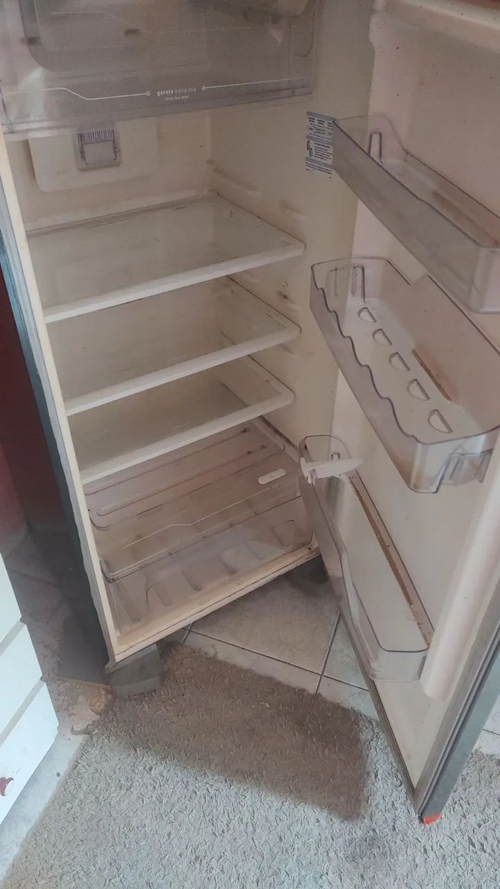 Vendendo uma geladeira  - Foto 2