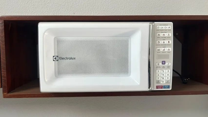 Micro-ondas Electrolux 34L