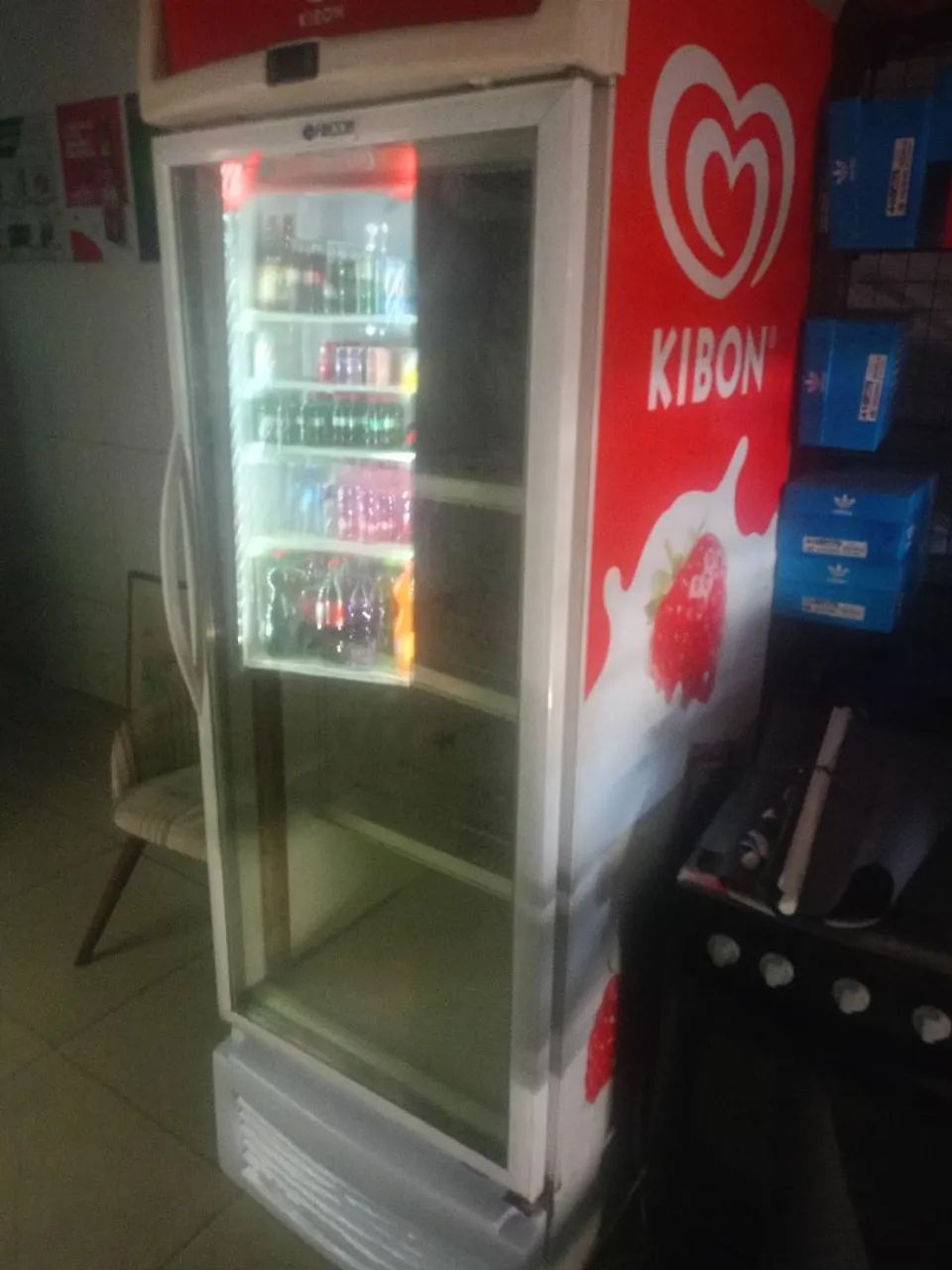 Freezer vertical funcionando perfeitamente 