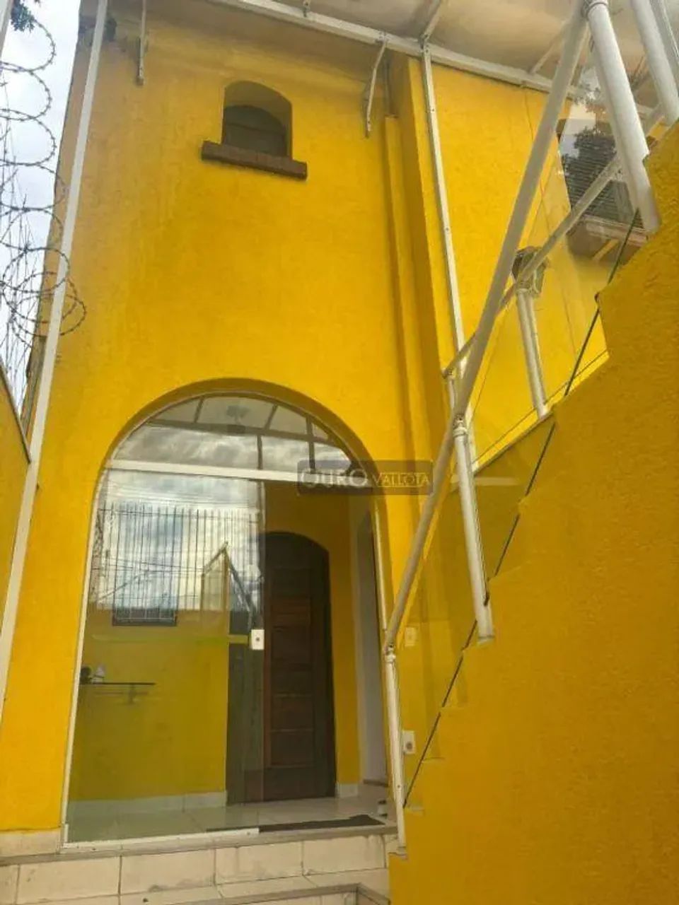 Sobrado Para Locação De 266 M ²