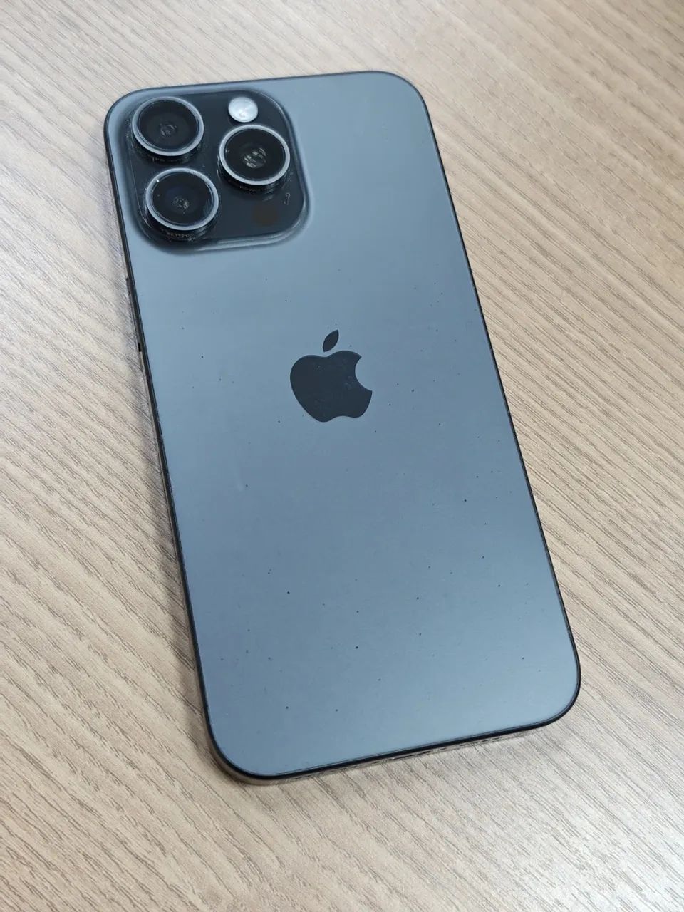 iPhone 15 Pro Max  - Foto 2