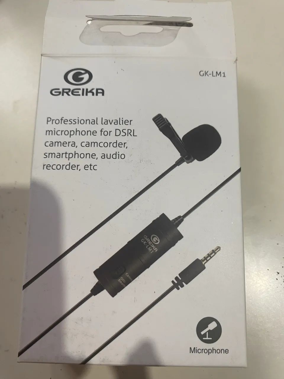 Microfone de lapela com fio