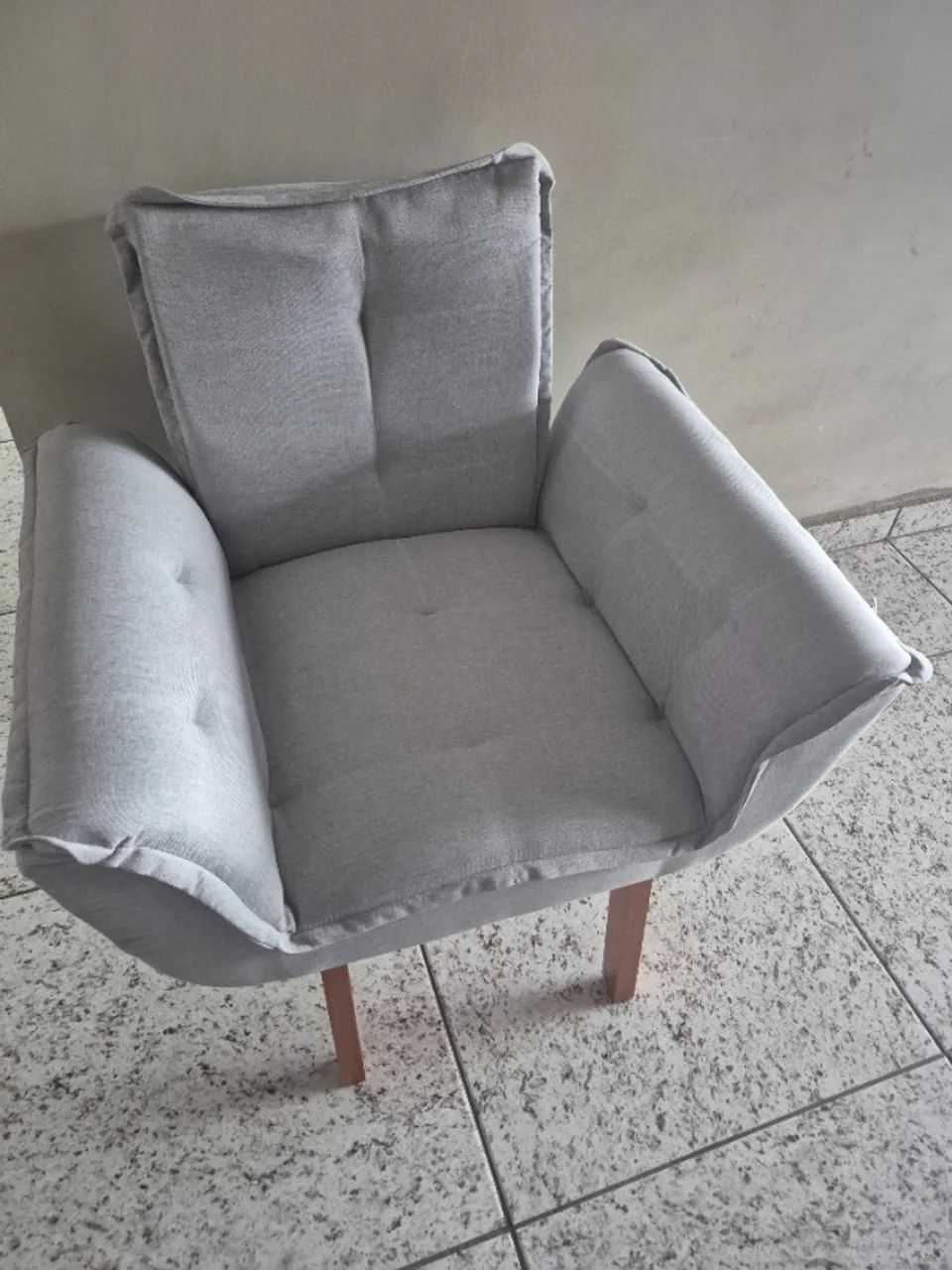 Poltrona em linho 