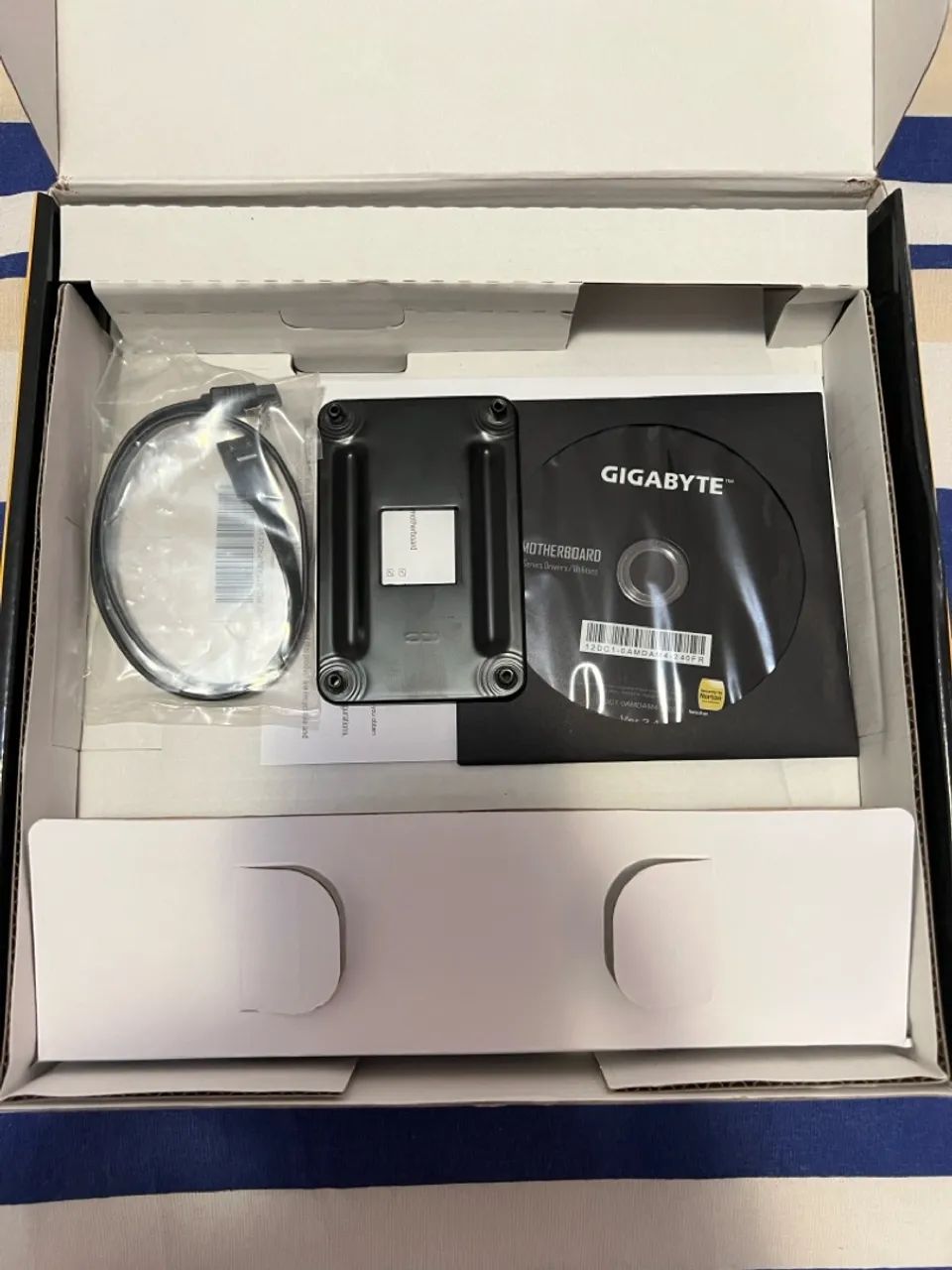 Placa mãe Gigabyte AB350M-DS3H  - Foto 5