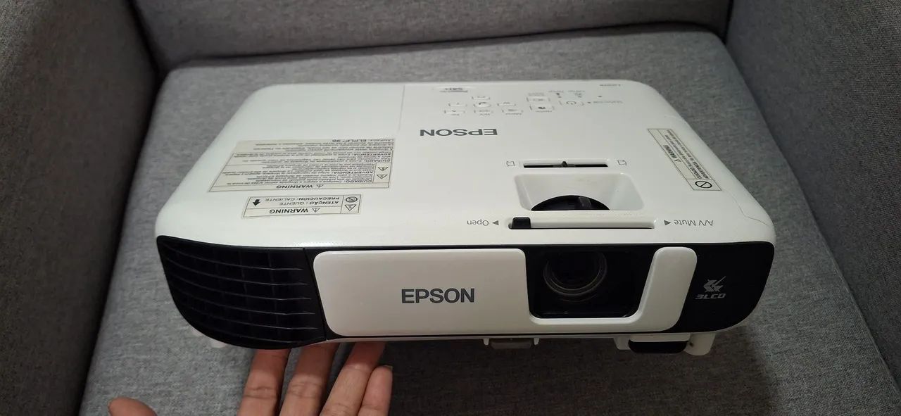 Projetor EPSON PowerLite S41+
