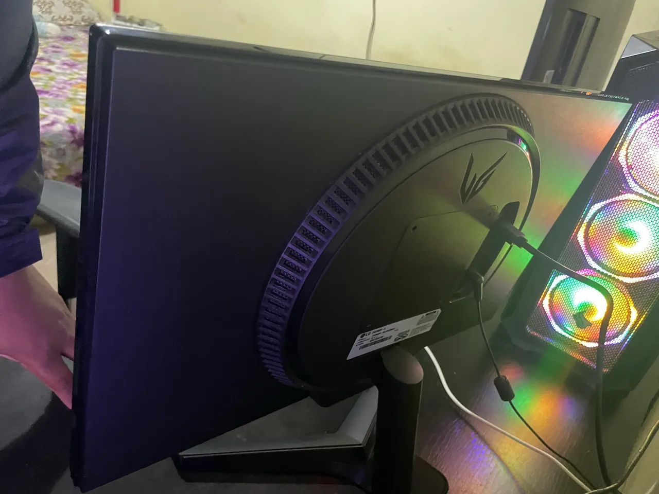 Monitor LG Ultragear - 144Hz - Foto 4