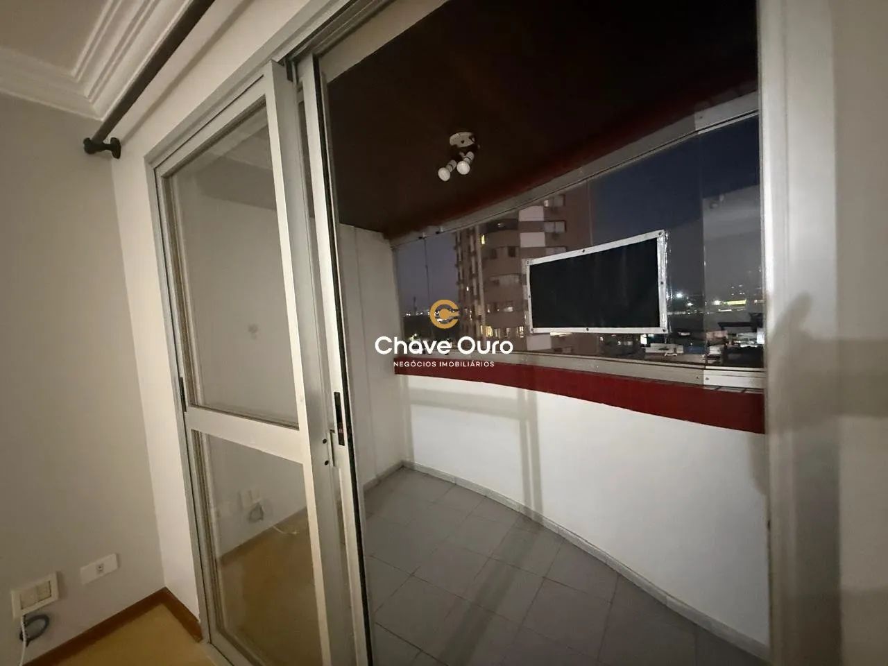 Apartamento com 03 quartos no Centro - Foto 4