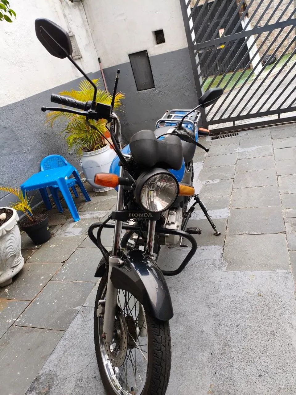 Cg Cargo 150 2014  - Foto 2