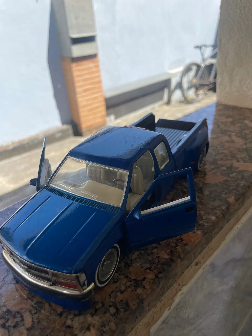 Miniatura GM Silverado 