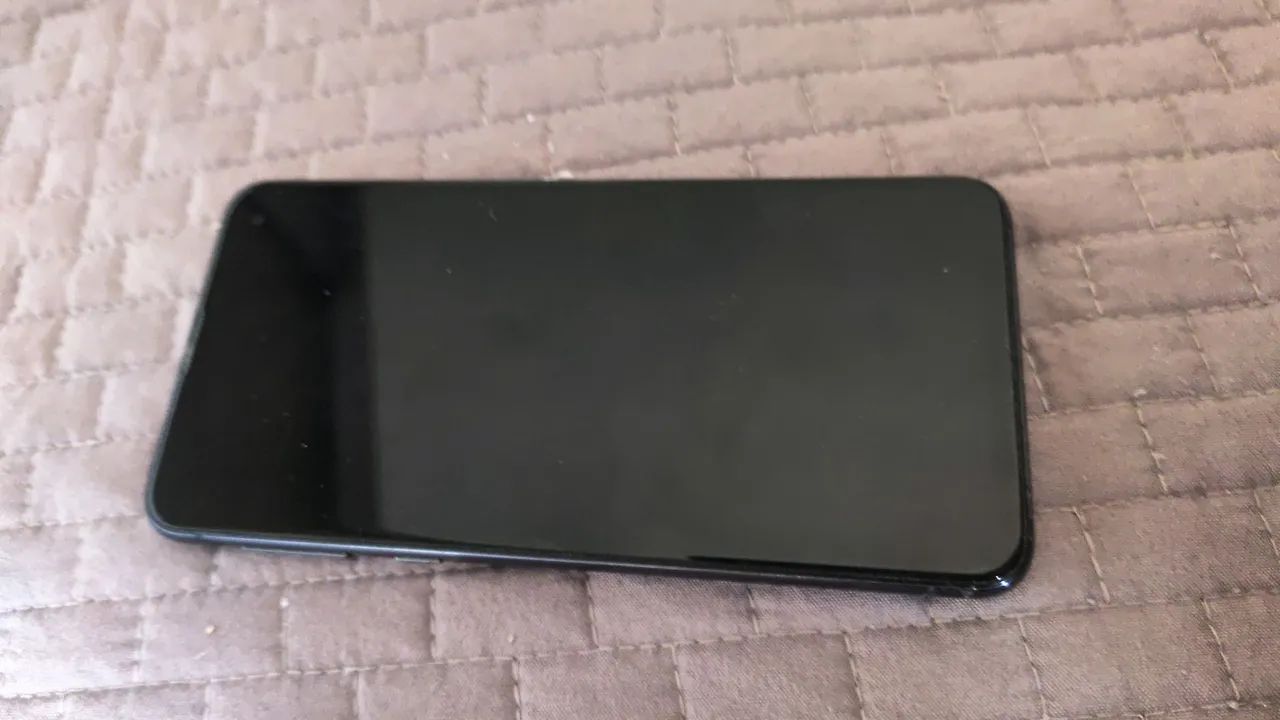 Galaxy S10e (display queimado) 