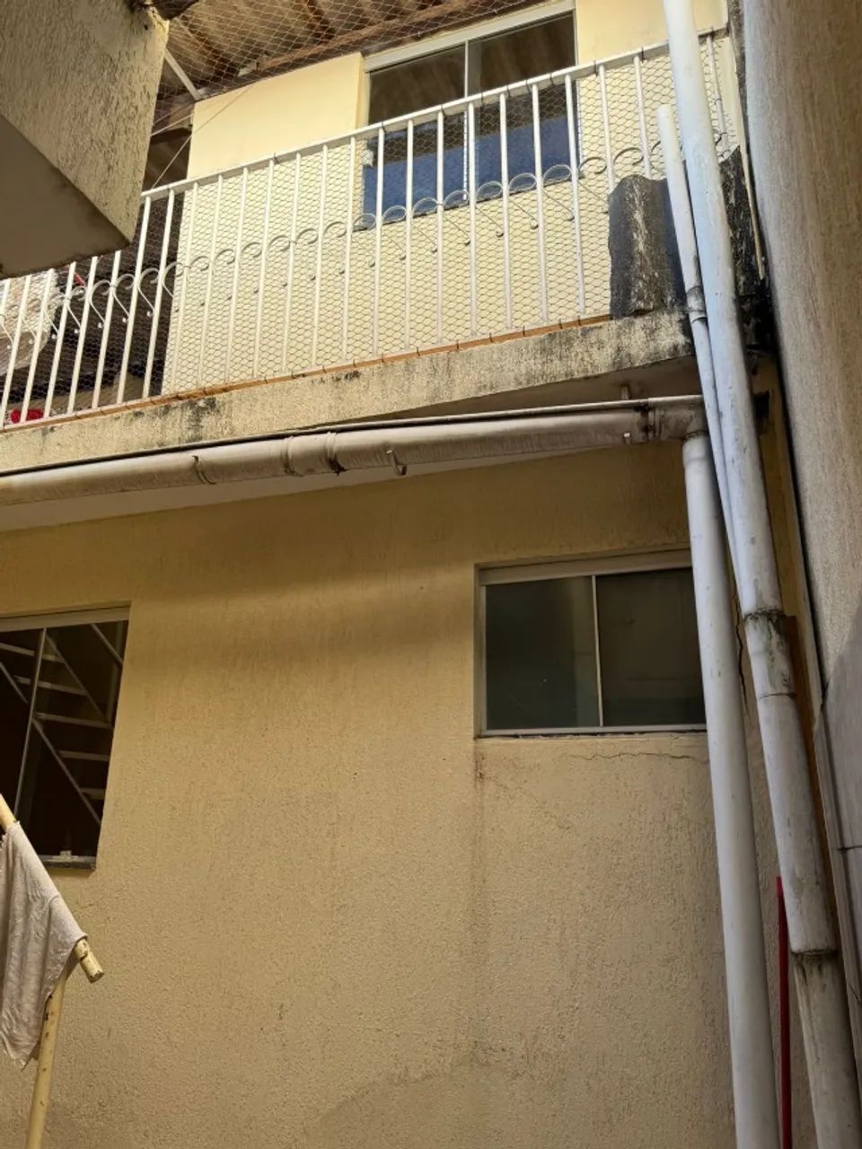 Casa com Casa de Fundo e Churrasqueira - Foto 3