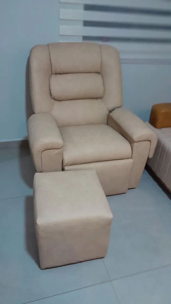 Reformas e manutenção de sófa, poltronas e cadeiras residencial  - Foto 5