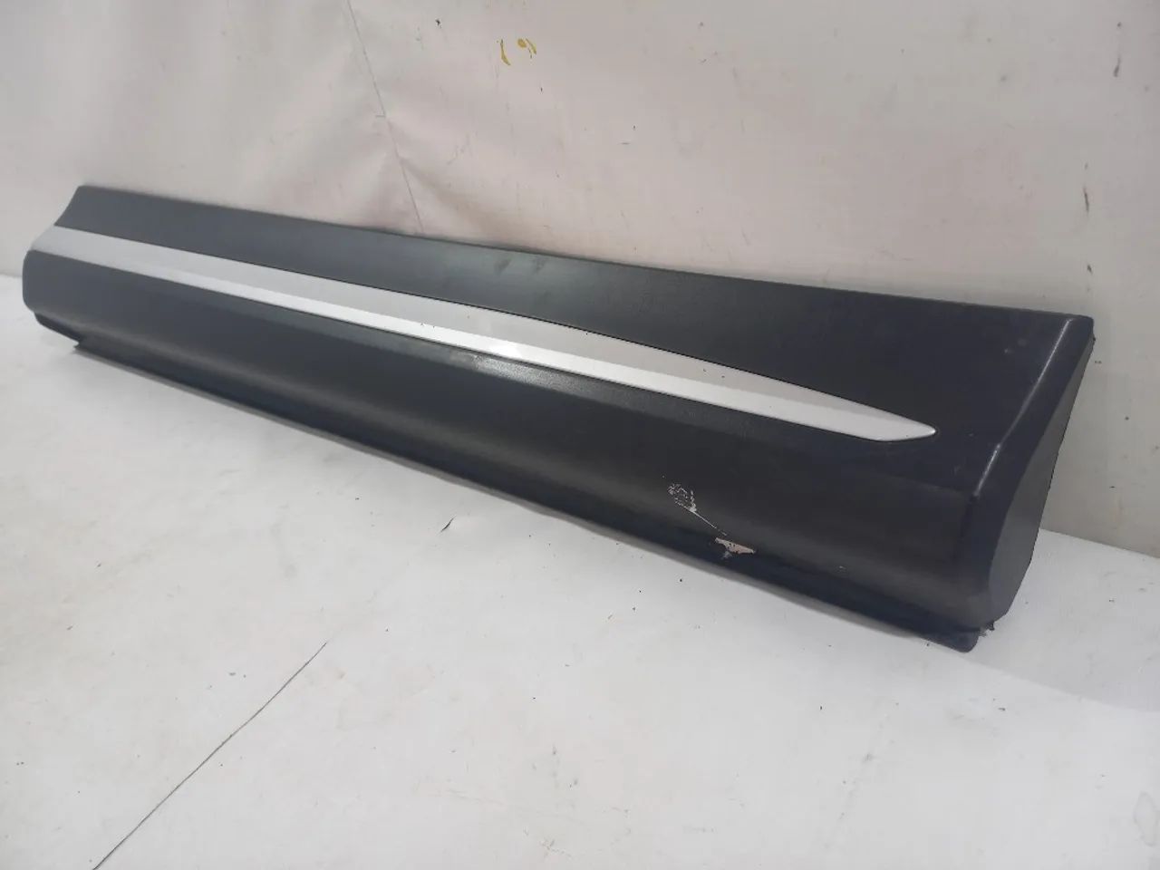 Moldura porta dianteira LD Mitsubishi Eclipse Cross 18/20 - Peças