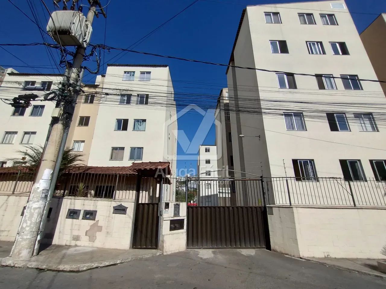 APARTAMENTO 2 QUARTOS - BAIRRO TEIXEIRAS