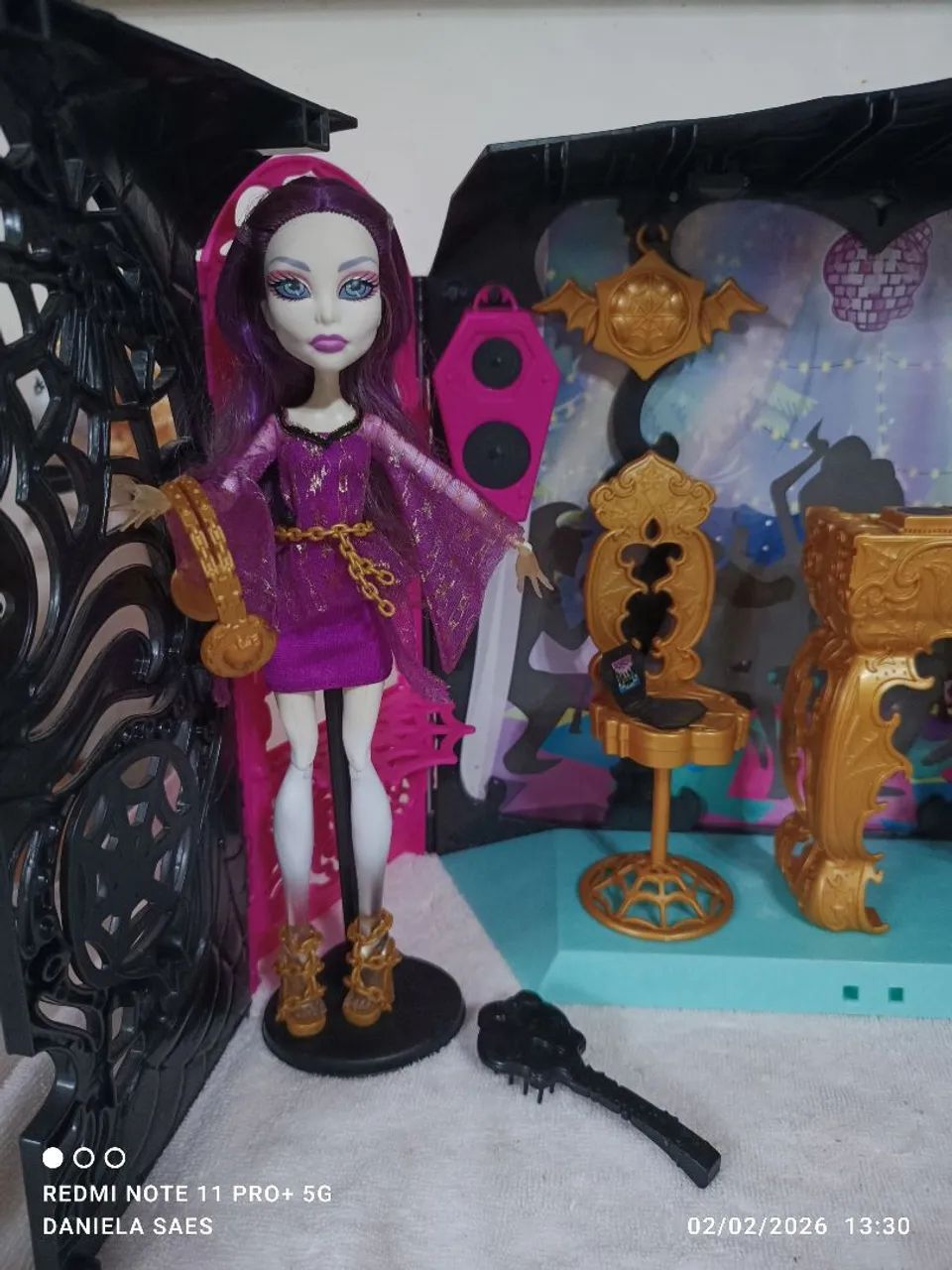 Boneca Monster High Spectra Vondergeist 13 Wishes & Party Lounge (2013) completa