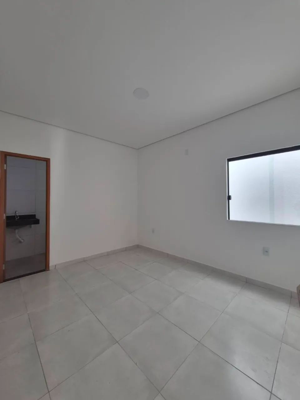 VENDO CASA EM RESIDENCIAL FECHADO | FLORES - Foto 2