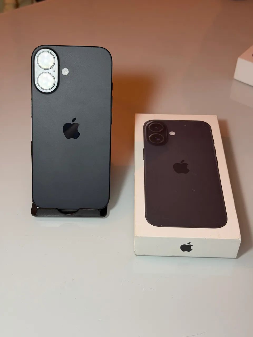iPhone 16 128gb 89% todo original - Foto 3