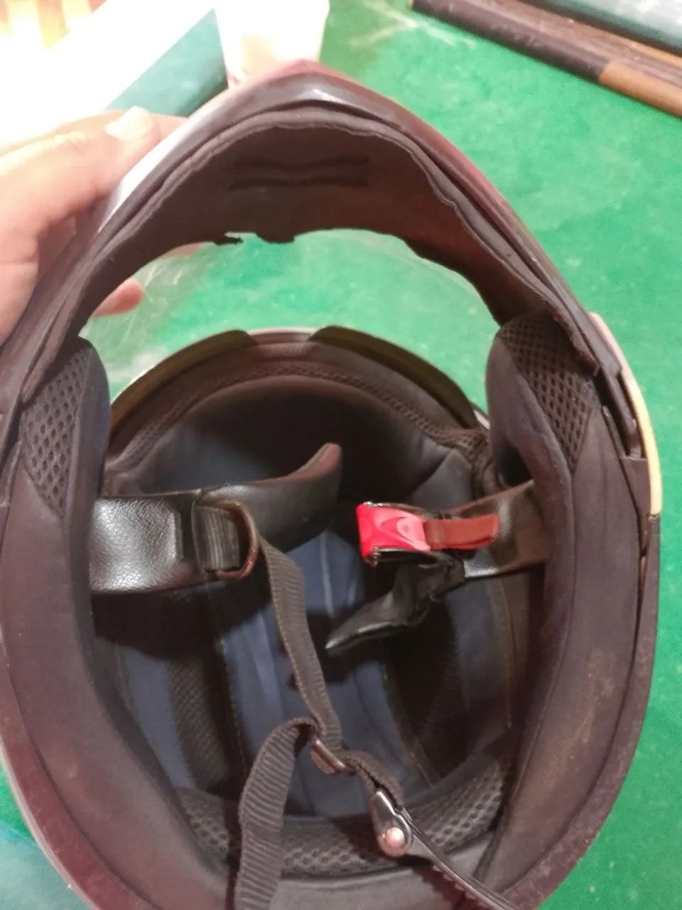 Vende se um capacete  - Foto 4