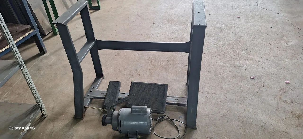 Mesa e motor para maq de costura - Foto 2