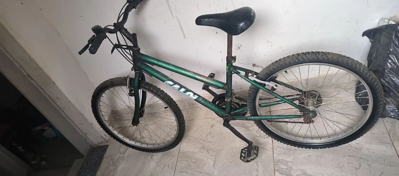 Bicicleta aro 24 com marcha - Foto 2