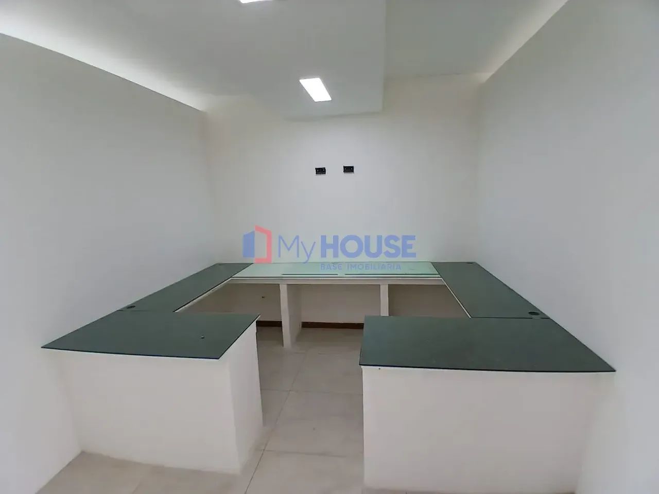 Sala Comercial de 45 m² na Av. Tancredo Neves  São Francisco, Ilhéus - Foto 5