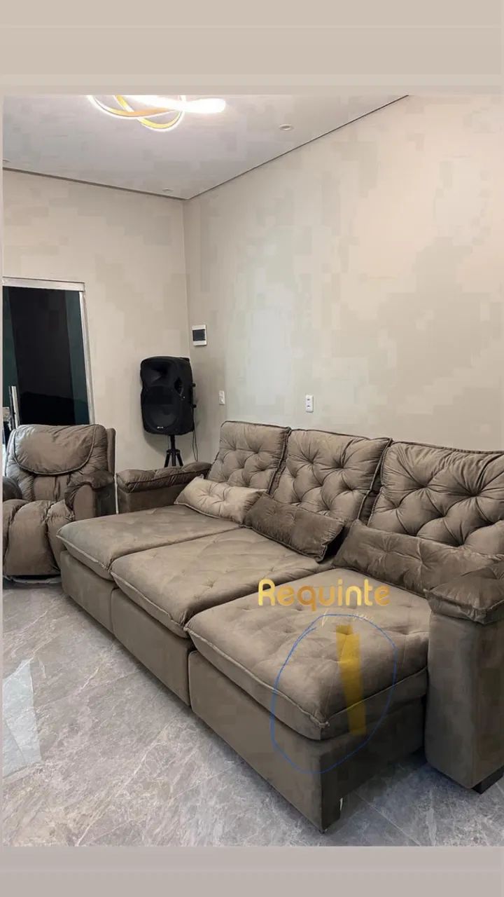 Sofás retrátil e reclinável com entrada USB por indução 2,80 de comprimento.