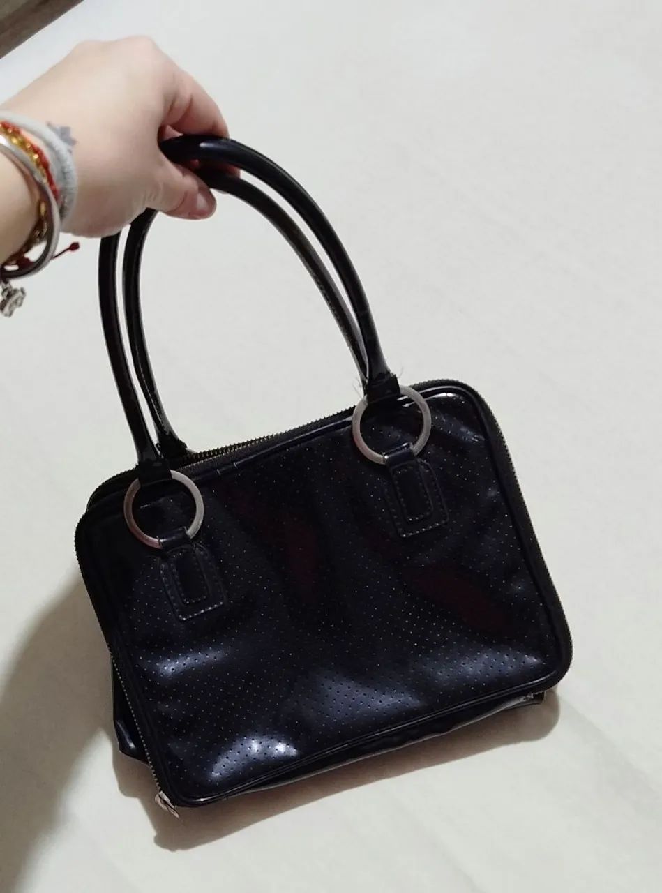 Bolsa preta verniz vintage  - Foto 2