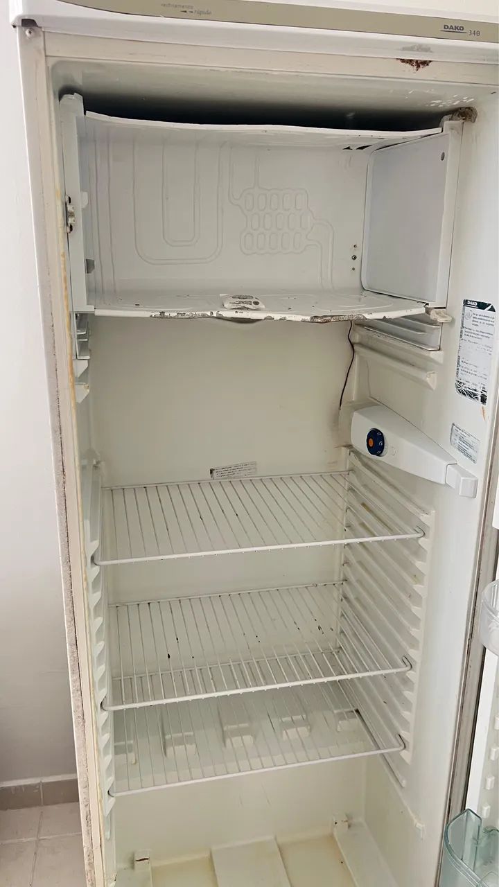 Geladeira semi nova - Foto 4