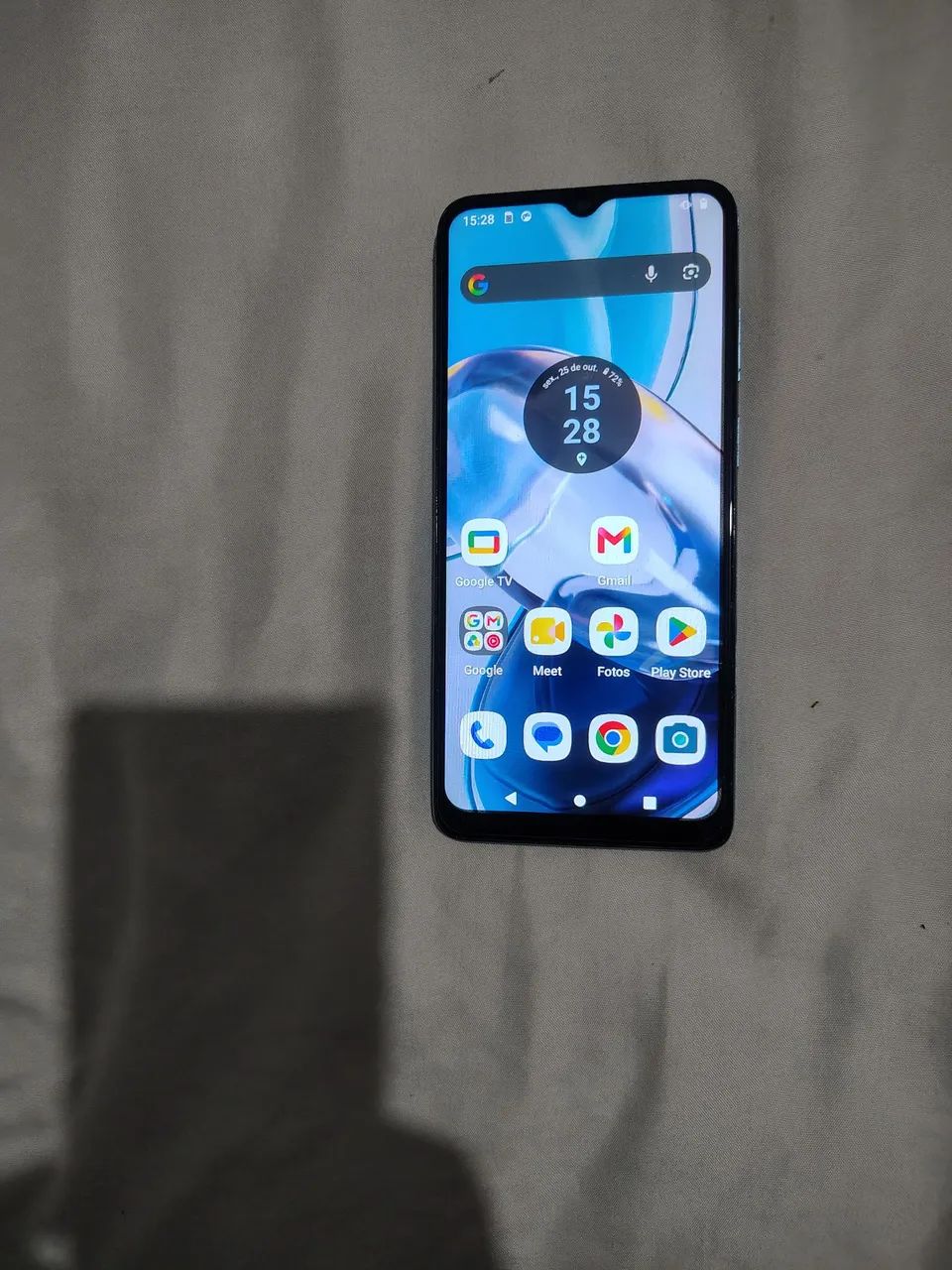 Cel moto E 22 funcionando perfeitamente sem nenhum defeito vai película 
