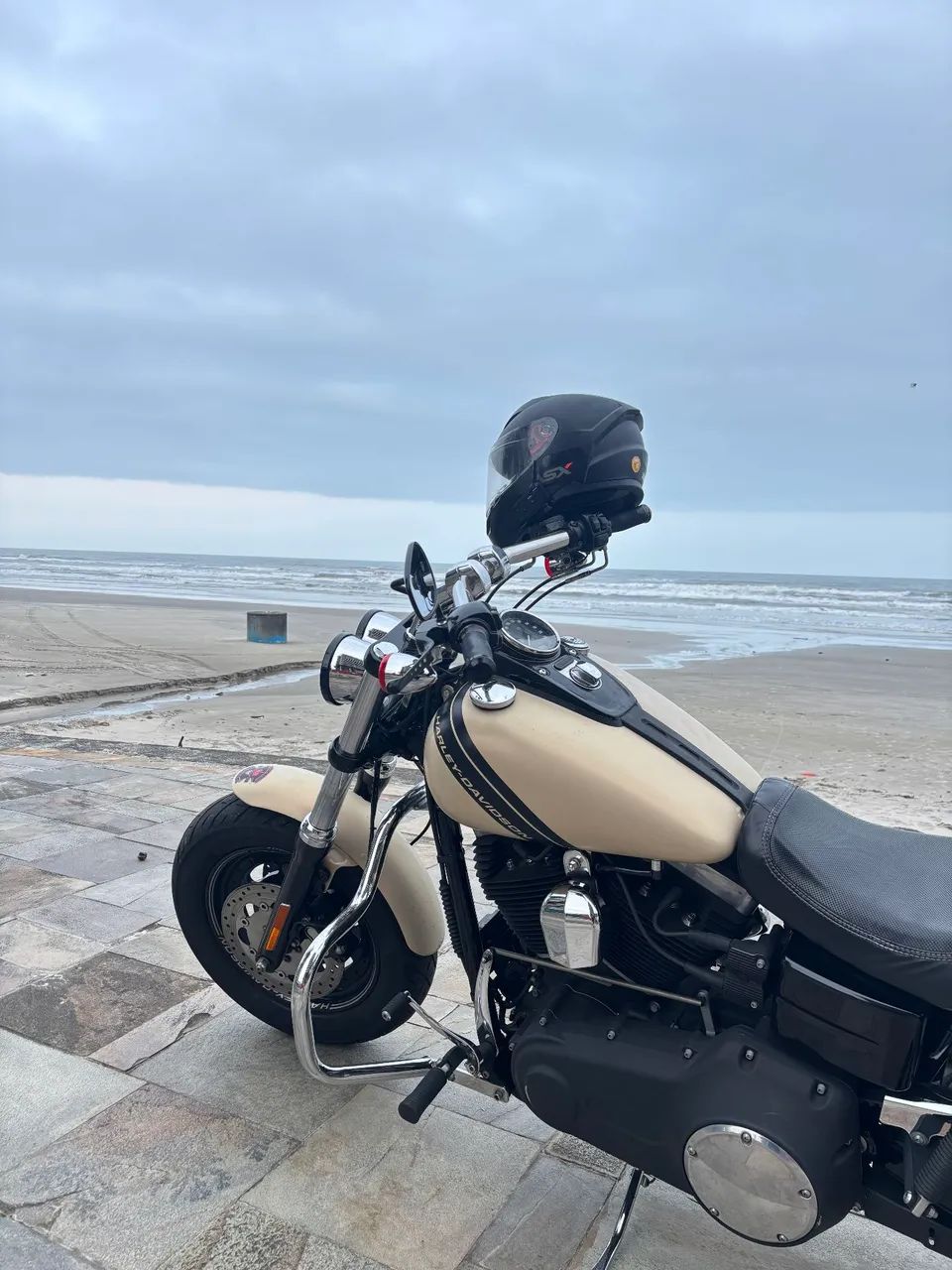 Harley Davidson Dyna Fat Bob - Foto 4