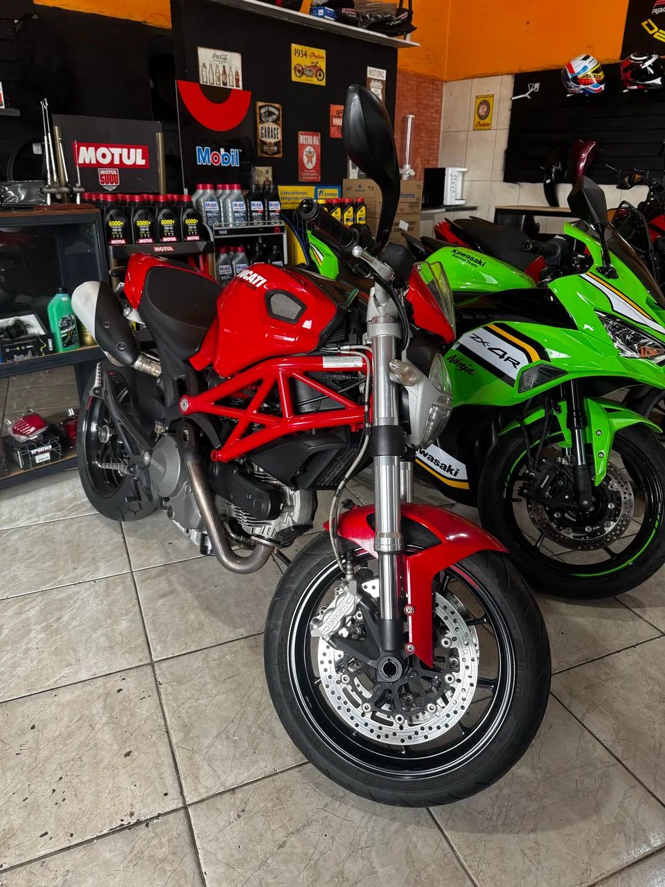 Ducati Monster 796 - Foto 3