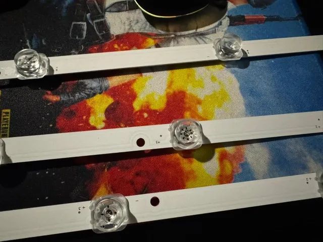 Kit e barras de led da TV 50P755 - Foto 2