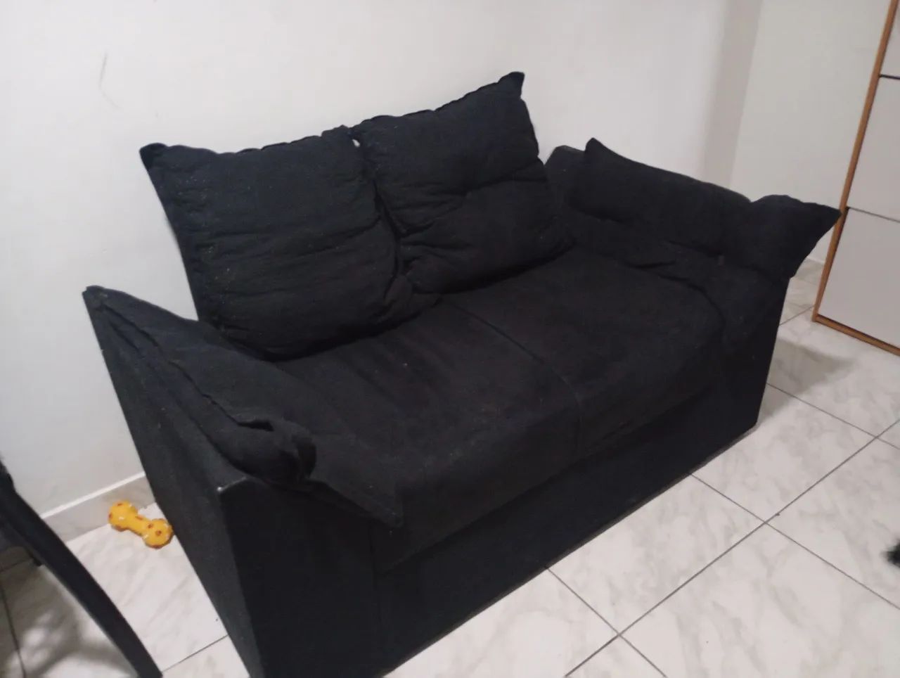 Sofa439340404867092480