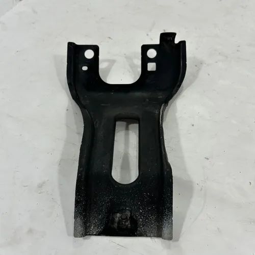 Suporte Fechadura Capô Ford Ka 1.0 2015 a 2018