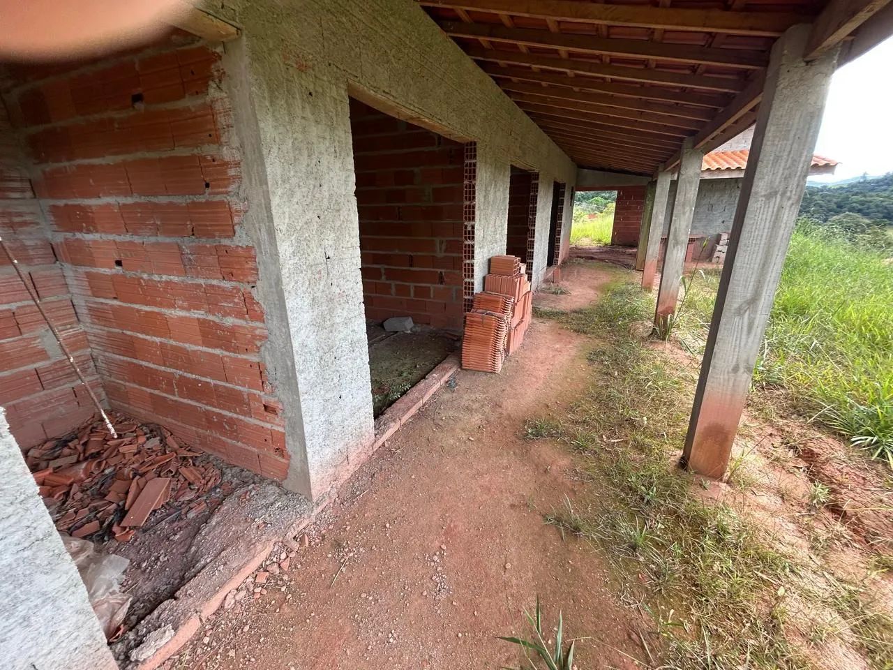Chácara - FAÇO PARCELADO!!! - Descrição: casa em construção Atibaia 1000 m2 - Foto 7