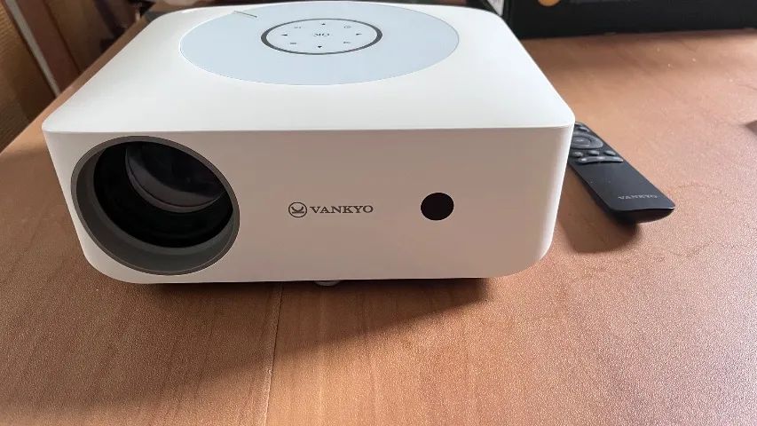 Projetor Portátil Vankyo 