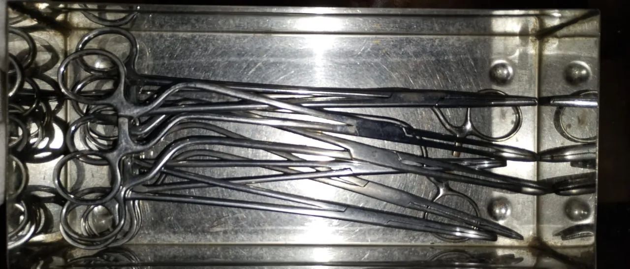 Vendo tesouras diversas , pinça s e outros - Foto 2