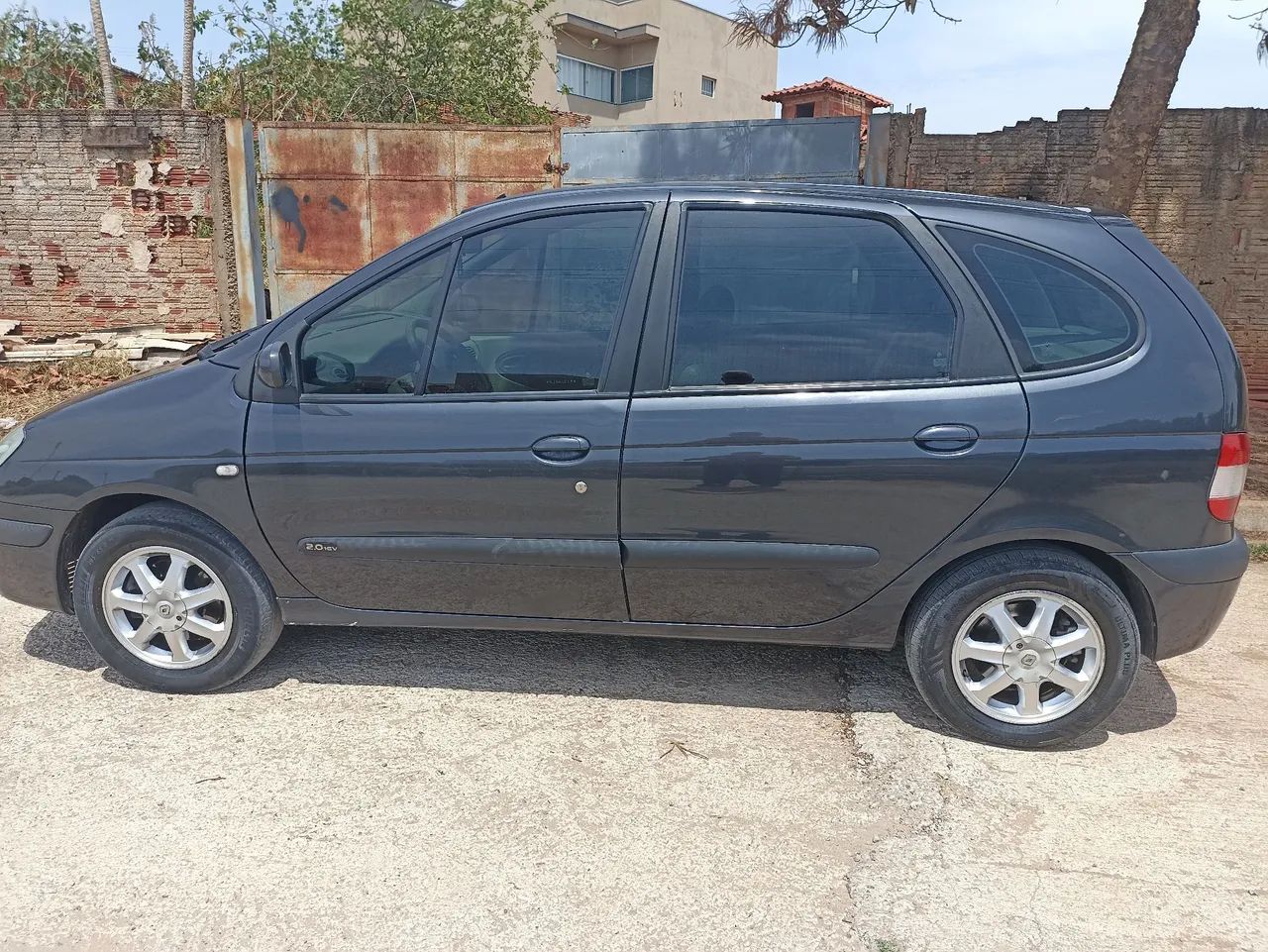 Renault Scenic Rxe/ Privilège 2.0 16V 5P Aut. 2005
