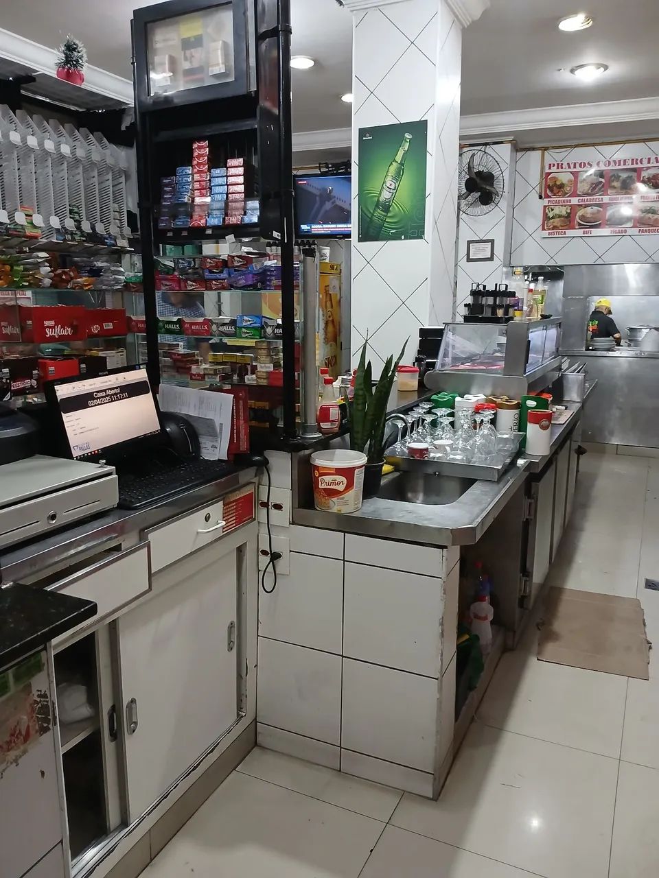 Temos vagas para cozinheiro e ajudante de cozinha - Foto 3